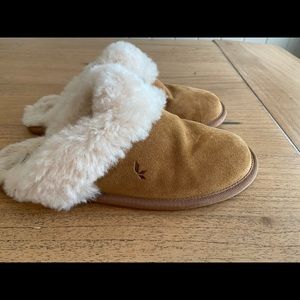 Kookaburra by UGG Slippers